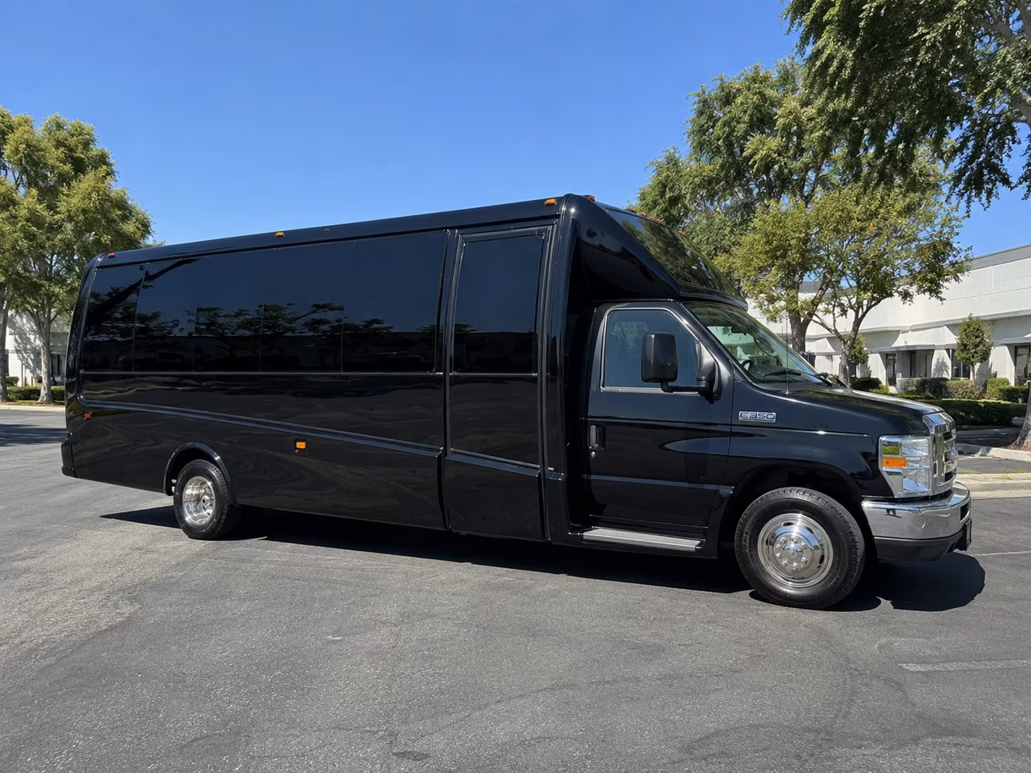 book a party bus to minot prom before the date fills up