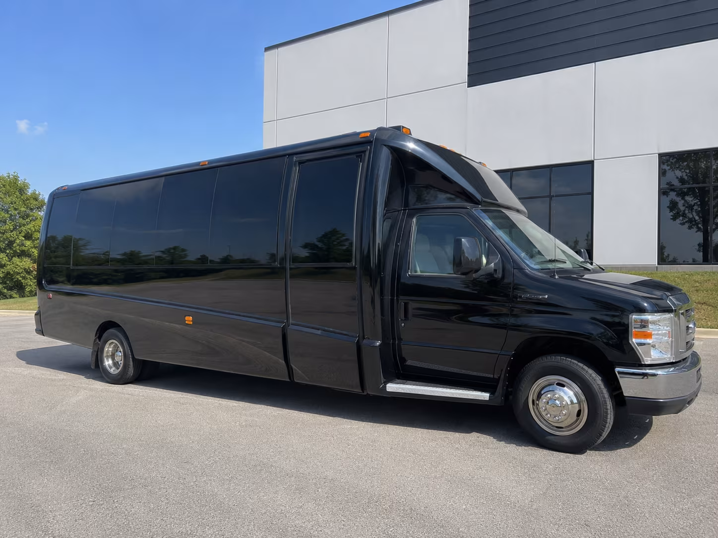 minot holiday party bus rental