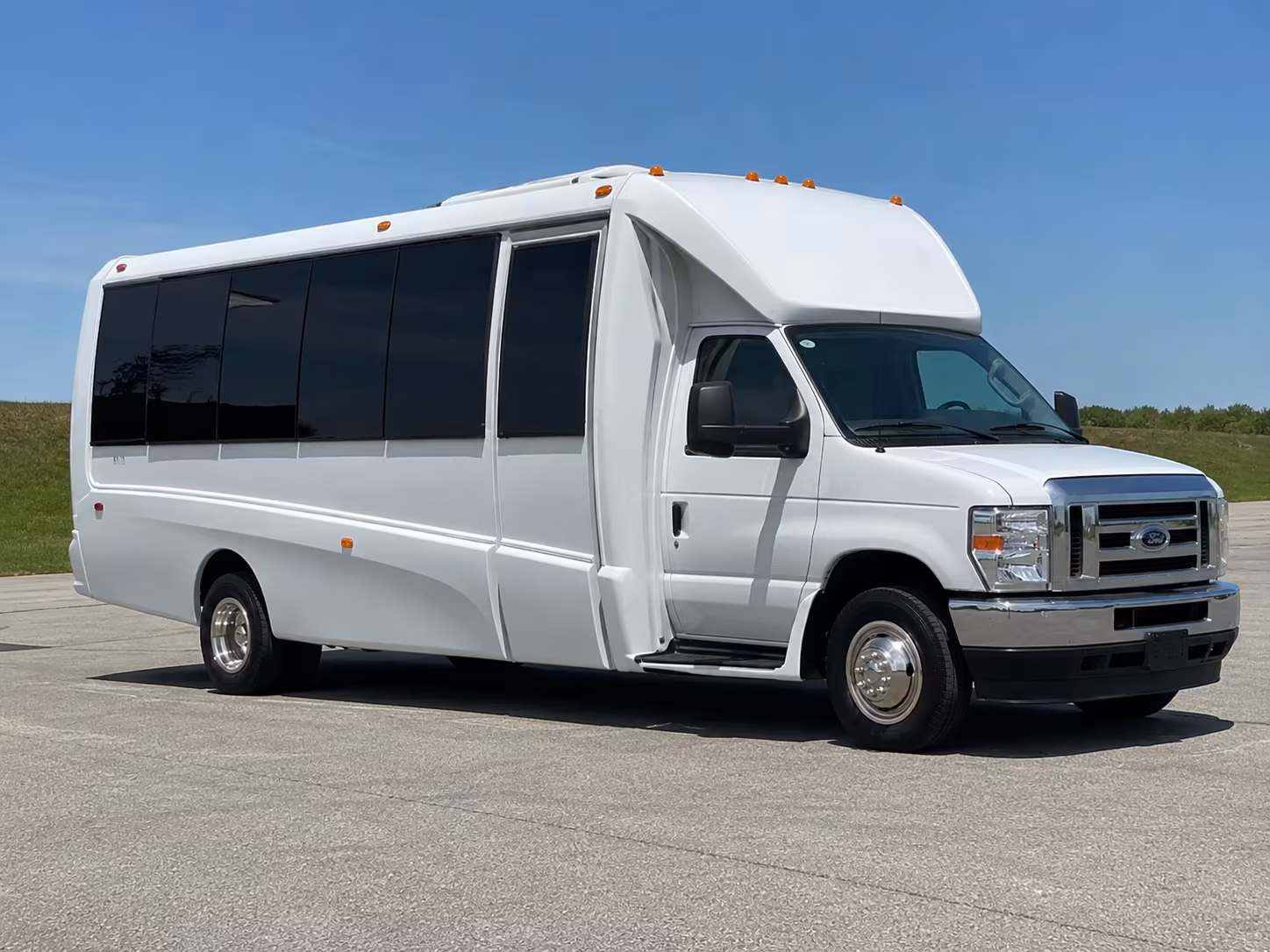 minot night out party bus rental