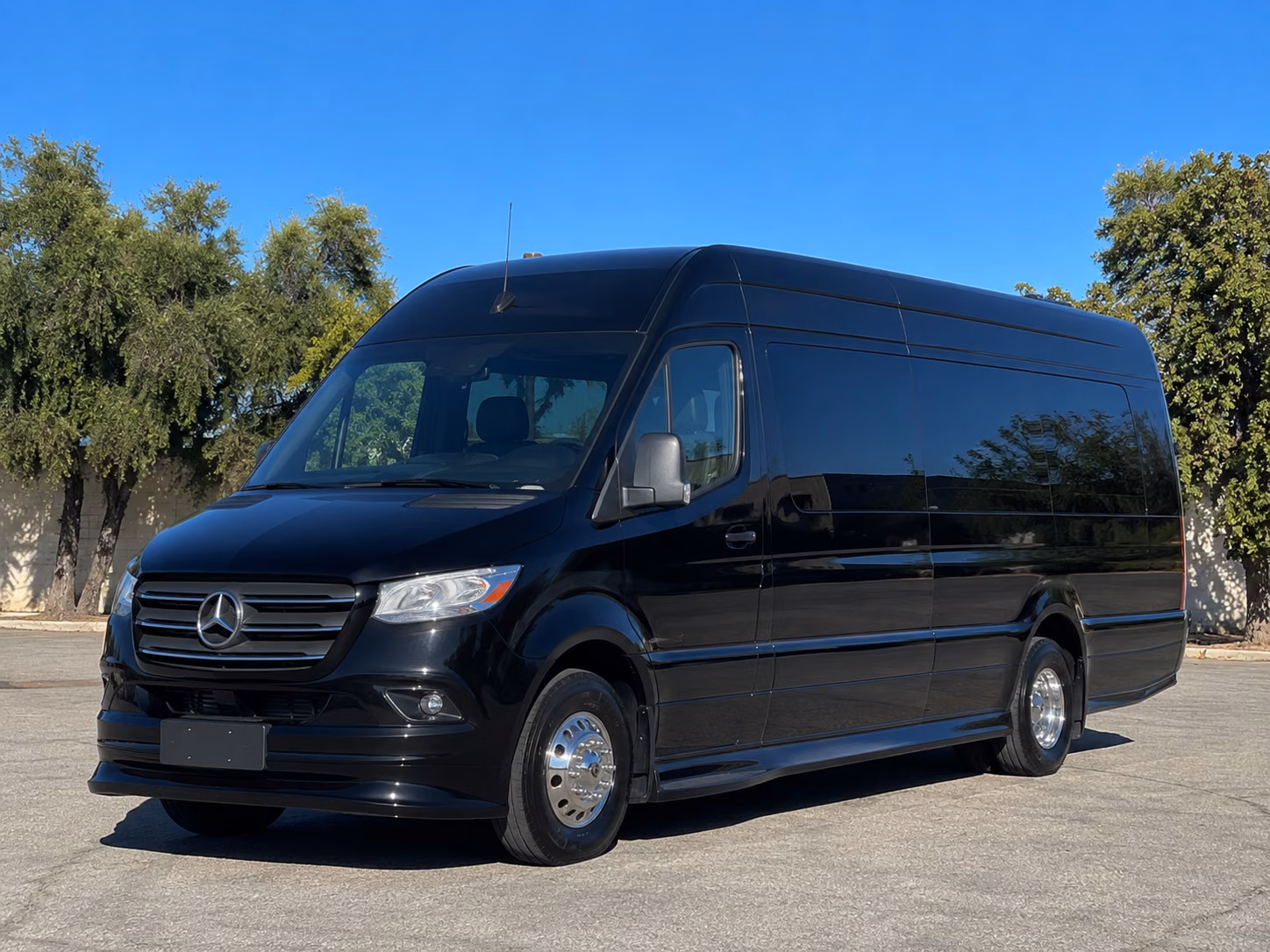 transportation serving minot and nearby cities